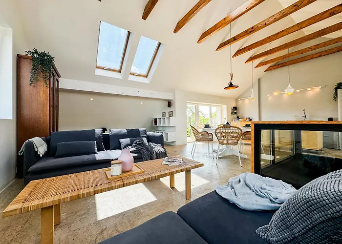 Modern 4bd, 2 Balcony, Family & Work Haven! Near Park & Bus Stop Apartment